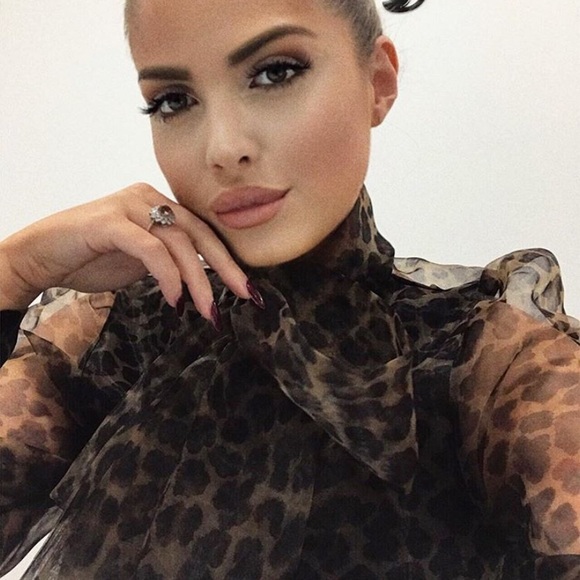 LAST ONE🔥 ZARA NWT Animal Print Pussy Bow Blouse - Picture 6 of 10